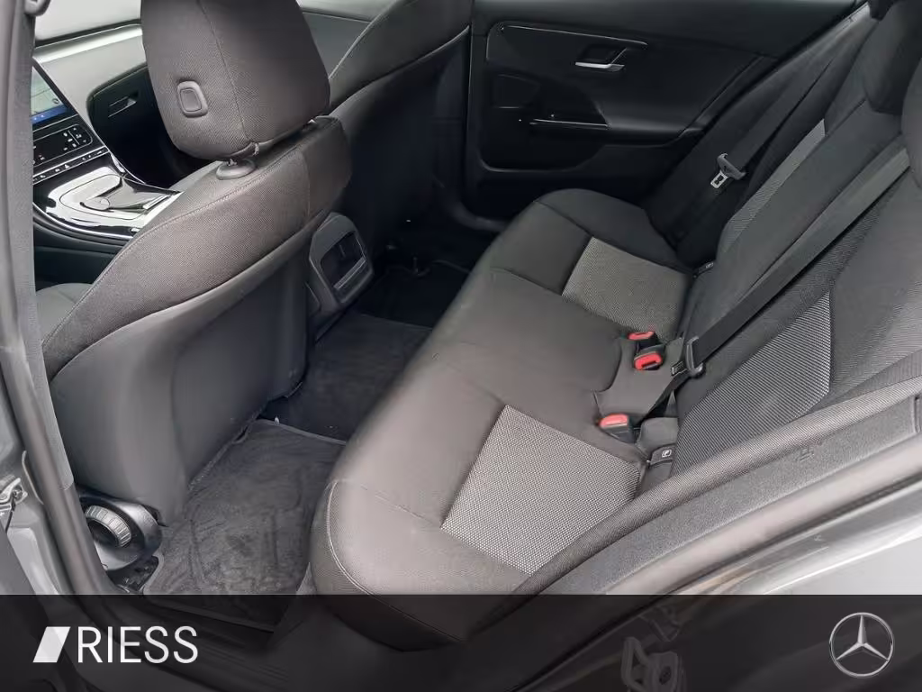 Mercedes-Benz C 220 d T Kamera+PTS+Head-up-Dis.+LED+Spiegel-Pa C 220 - Bild 12