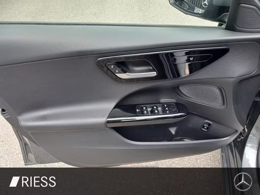Mercedes-Benz C 220 d T Kamera+PTS+Head-up-Dis.+LED+Spiegel-Pa C 220 - Bild 6