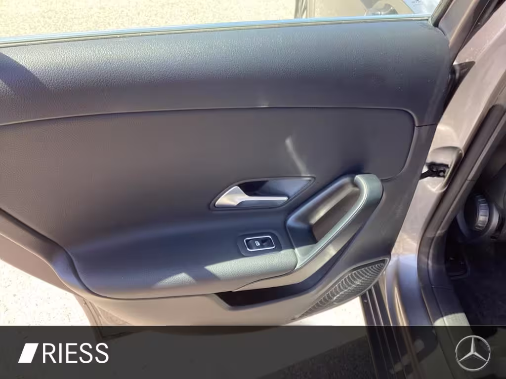 Mercedes-Benz A 250 e  Fahrass.Paket+Multib+Kamera+PTS+Navi+SH A 250 - Bild 12