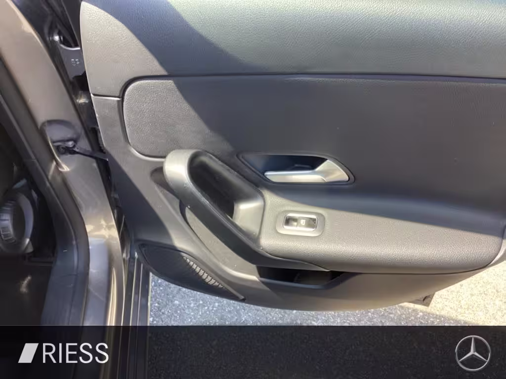 Mercedes-Benz A 250 e  Fahrass.Paket+Multib+Kamera+PTS+Navi+SH A 250 - Bild 19