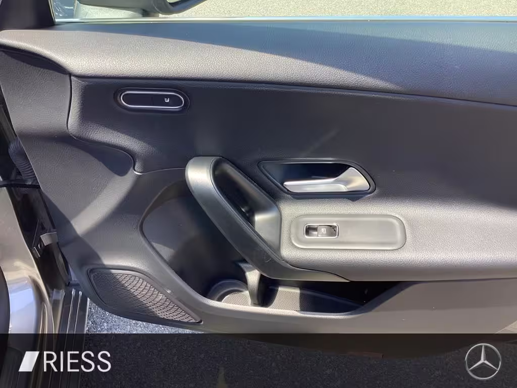 Mercedes-Benz A 250 e  Fahrass.Paket+Multib+Kamera+PTS+Navi+SH A 250 - Bild 20