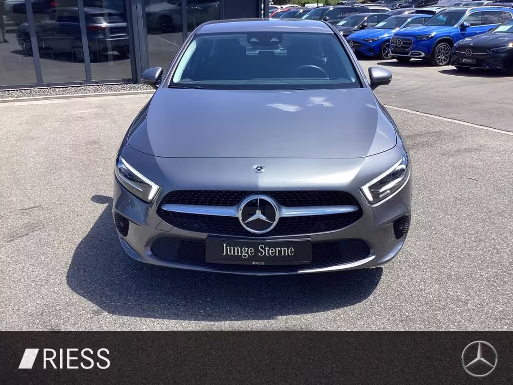 Mercedes-Benz A 250 e  Fahrass.Paket+Multib+Kamera+PTS+Navi+SH A 250 - Bild 3