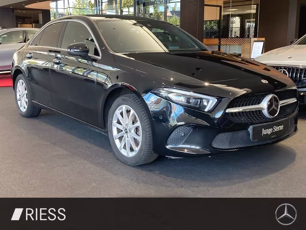 Mercedes-Benz A 250 e Limo Progressive Ambiente AHK Head-up Ke A 250 - Bild 16