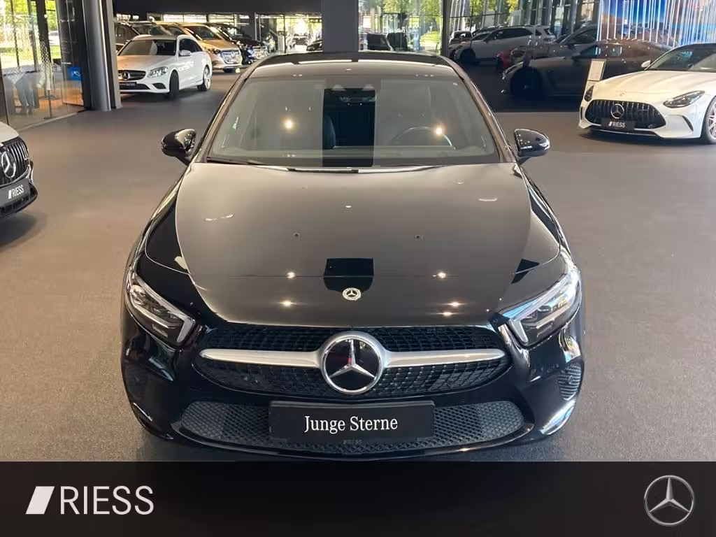 Mercedes-Benz A 250 e Limo Progressive Ambiente AHK Head-up Ke A 250 - Bild 3
