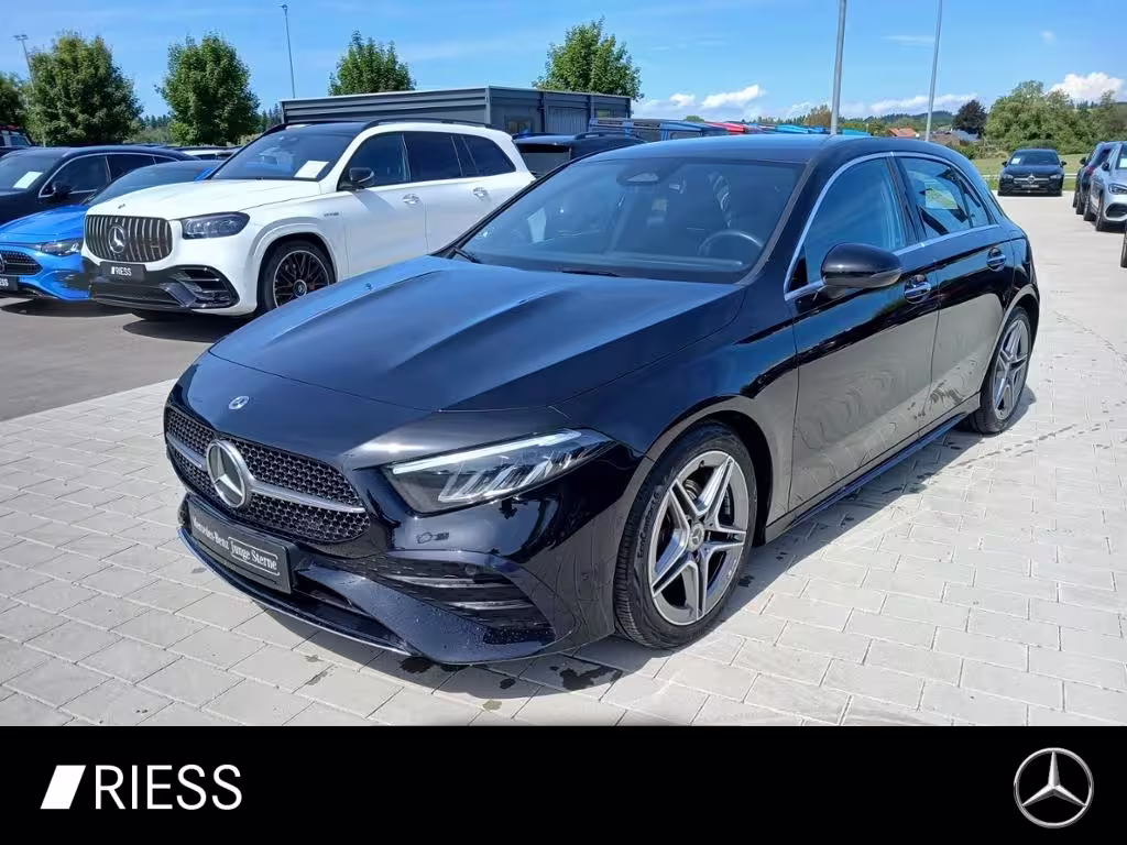 Mercedes-Benz A 200 d AMG Navi Distr.PDC Kamera Keyless Ambi.