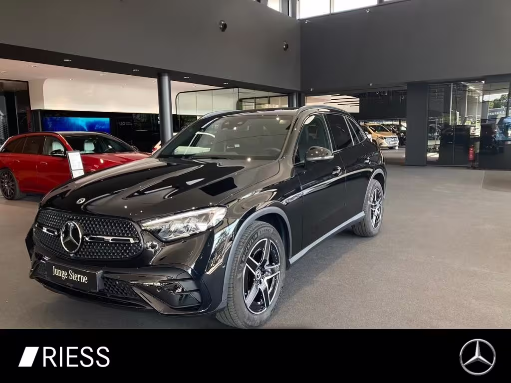 Mercedes-Benz GLC 220 d 4M ACC AHK AUT Kam. KeyLess KlimaA LED