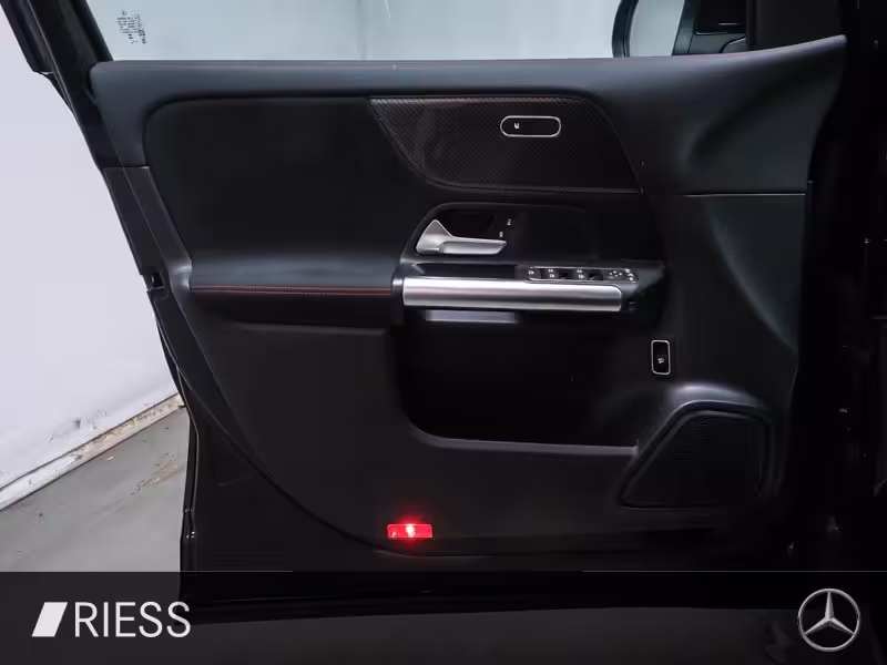 Mercedes-Benz GLA 220 4MATIC AUT Kam. KeyLess KlimaA LED LM GLA 220 - Bild 10