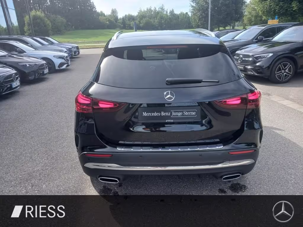 Mercedes-Benz GLA 220 4M AMG+Offroad+Kamera+PTS+LED+Navi+Ambi. GLA 220 - Bild 16