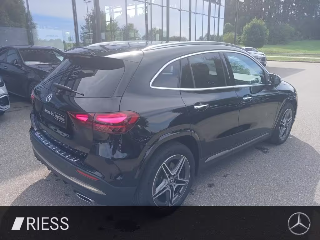 Mercedes-Benz GLA 220 4M AMG+Offroad+Kamera+PTS+LED+Navi+Ambi. GLA 220 - Bild 18