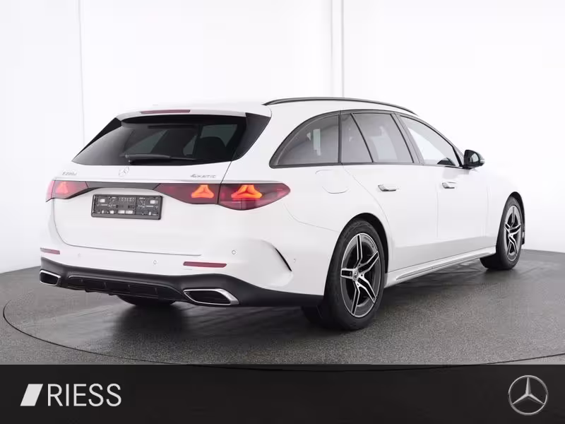 Mercedes-Benz E 220 d 4M T AMG PANO AHK NIGHT KEYLESS RFK E 220 - Bild 3