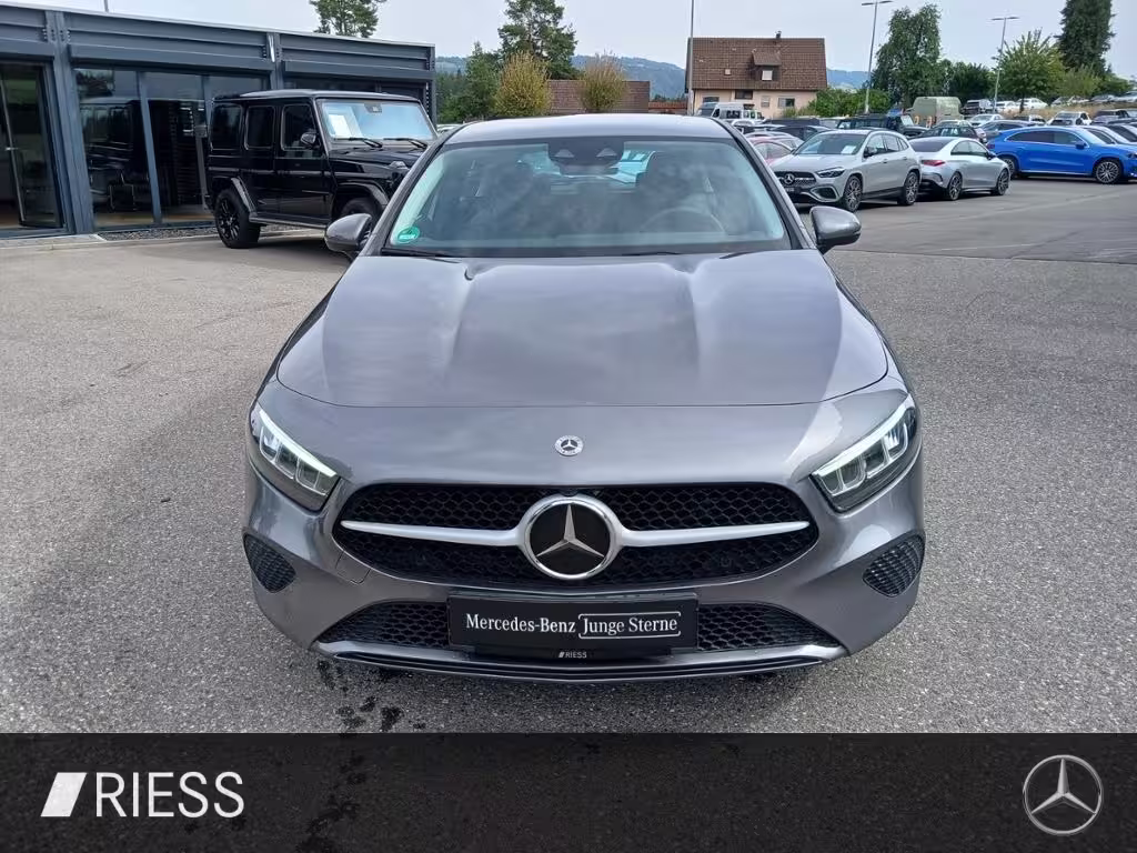 Mercedes-Benz A 180 d Advanced+Fahrass.P+Kamera+PTS+Navi+LED A 180 - Bild 3