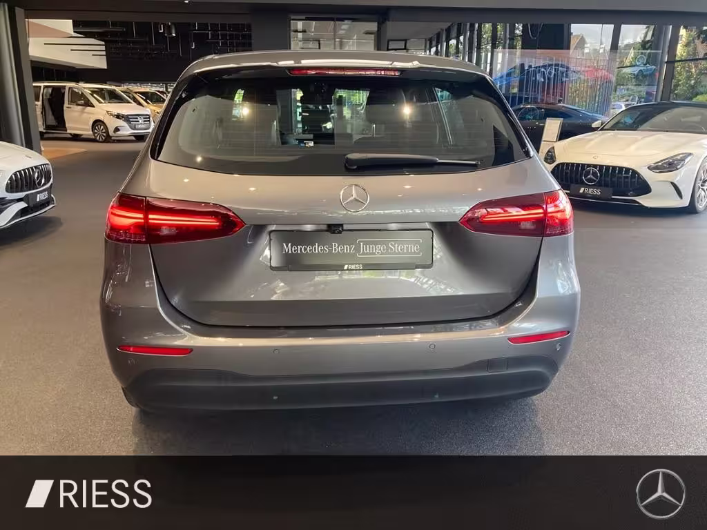 Mercedes-Benz B 200 d AHK AUT Kam. KlimaA LED LM PDC ParkAss B 200 - Bild 12