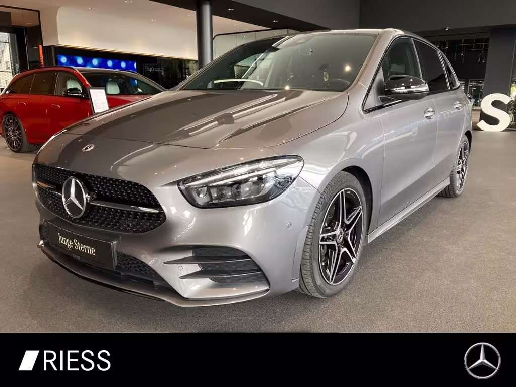 Mercedes-Benz B 200 4M AMG MULTI NIGHT RFK AMBI SPUR NAVI MBUX