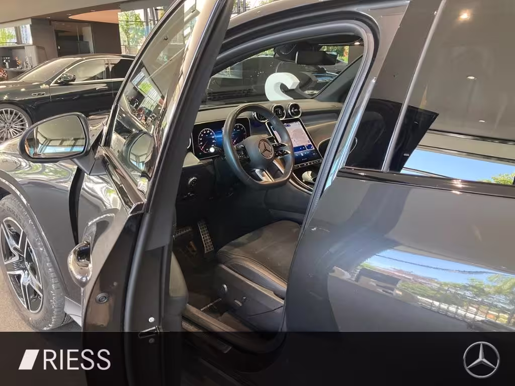 Mercedes-Benz GLC 300 d 4M AMG+PANO+AHK+Distronic+DigitalLight GLC 300 - Bild 6