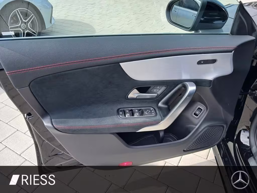 Mercedes-Benz CLA 200 d Coupé AMG Navi PDC Kamera EDW LED Spur CLA 200 - Bild 6