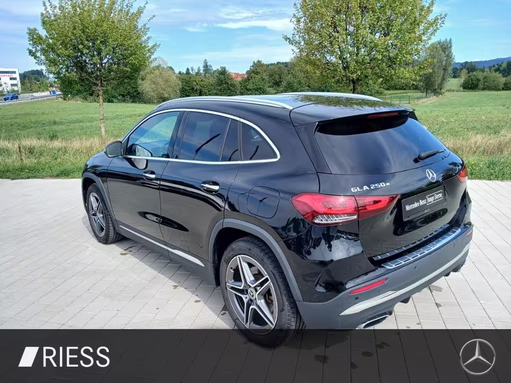 Mercedes-Benz GLA 250 e AMG Navi PDC Kamera EDW Ambi. GLA 250 - Bild 14