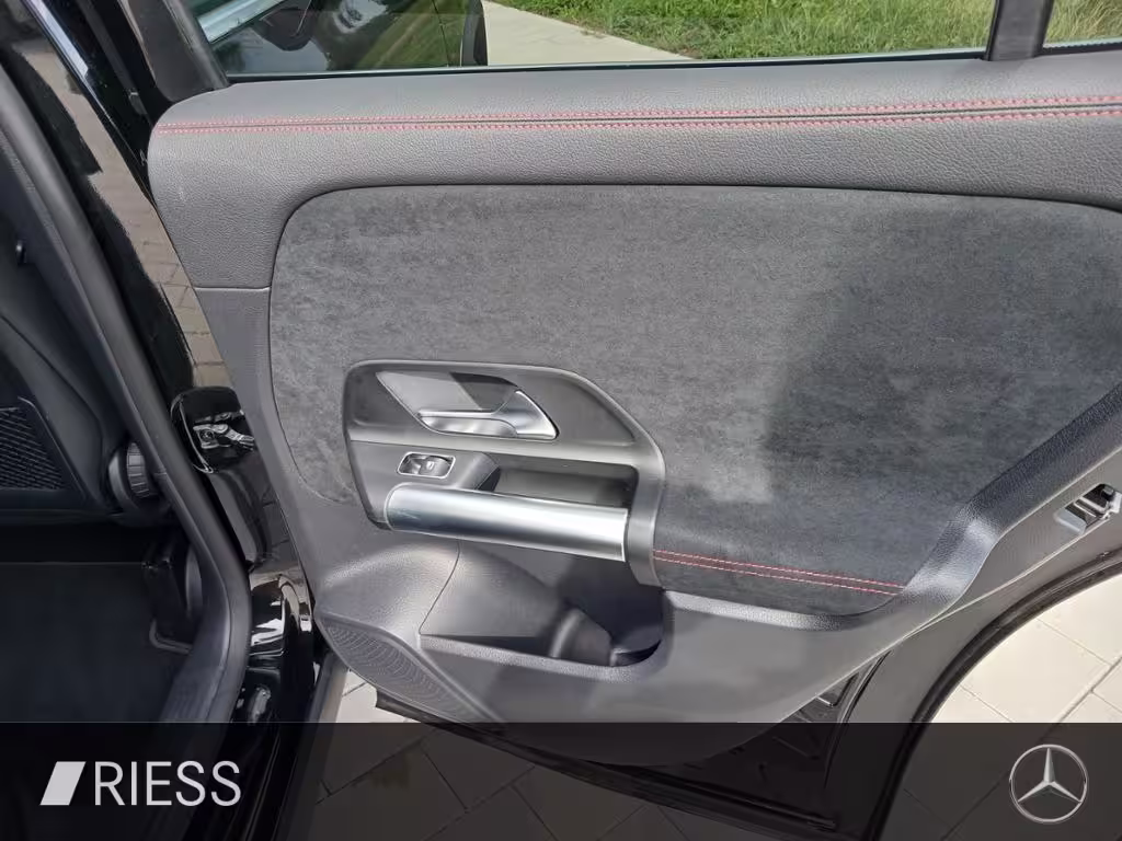 Mercedes-Benz GLA 250 e AMG Navi PDC Kamera EDW Ambi. GLA 250 - Bild 19