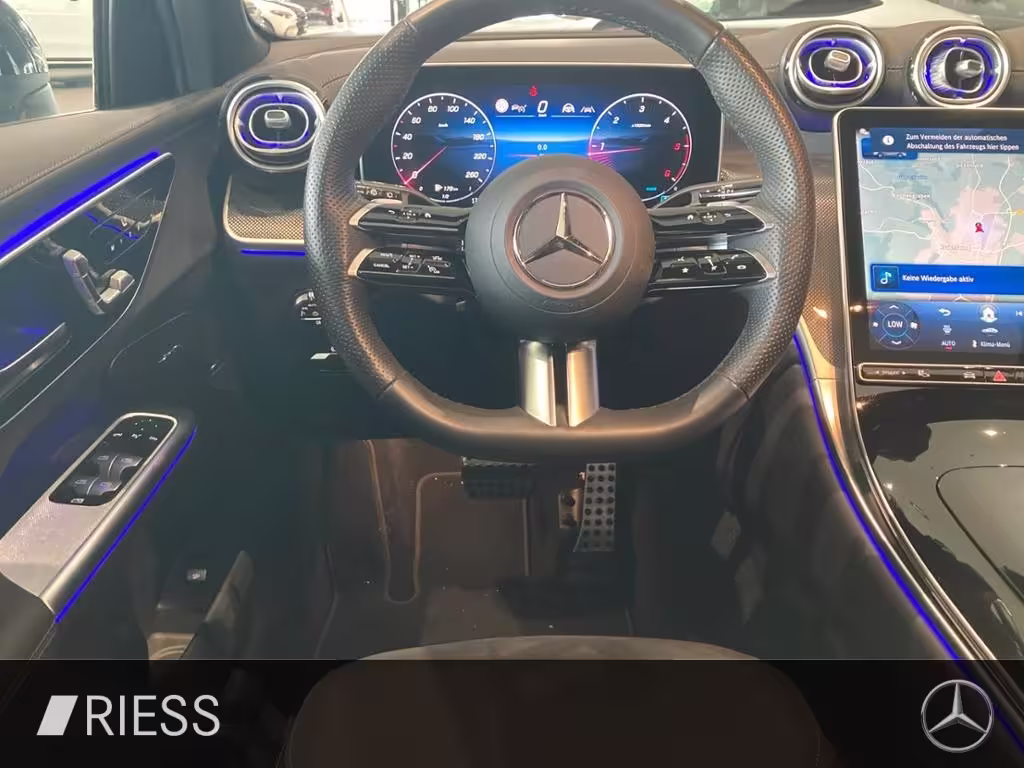 Mercedes-Benz GLC 450 d 4M AMG PANO AHK NIGHT MEMORY DISTRO GLC 450 - Bild 12