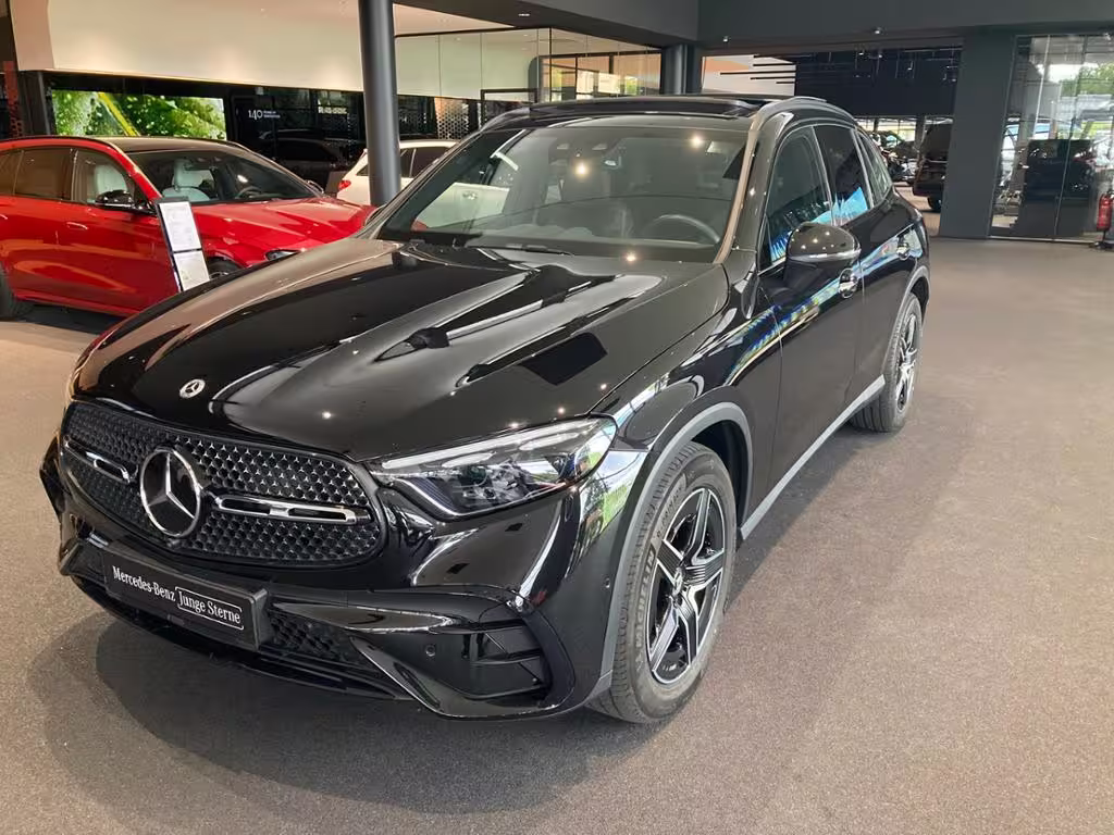 Mercedes-Benz GLC 450 d 4M AMG PANO AHK NIGHT MEMORY DISTRO GLC 450 - Bild 2