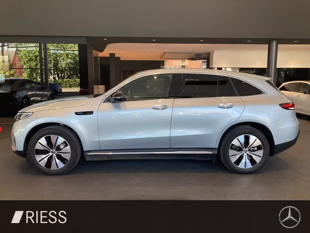 Mercedes-Benz EQC 400 4M AHK MULTI SHD KEYLESS 360 MBUX DISTRO EQC - Bild 4
