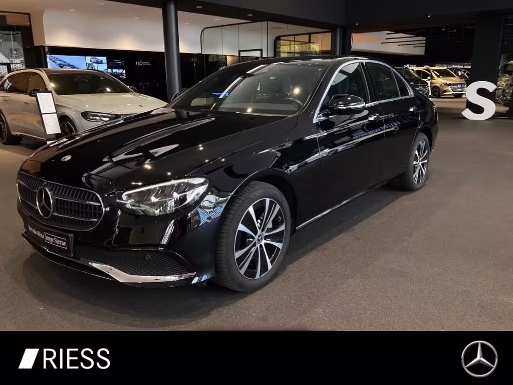 Mercedes-Benz E 300 e AVANTGARDE 360 MBUX KEYLESSLED BUSINESS