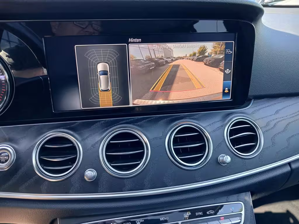 Mercedes-Benz E 220 d T 4M Avantg.+Night+SHD+Kamera+Navi+LED E 220 - Bild 10