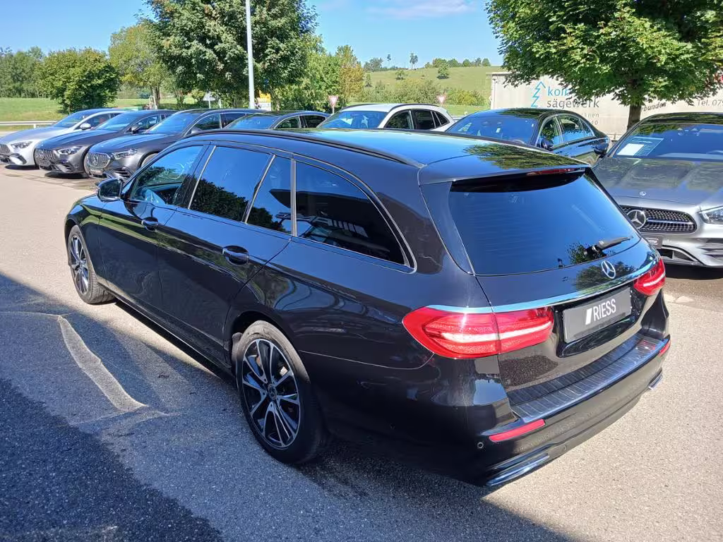 Mercedes-Benz E 220 d T 4M Avantg.+Night+SHD+Kamera+Navi+LED E 220 - Bild 15