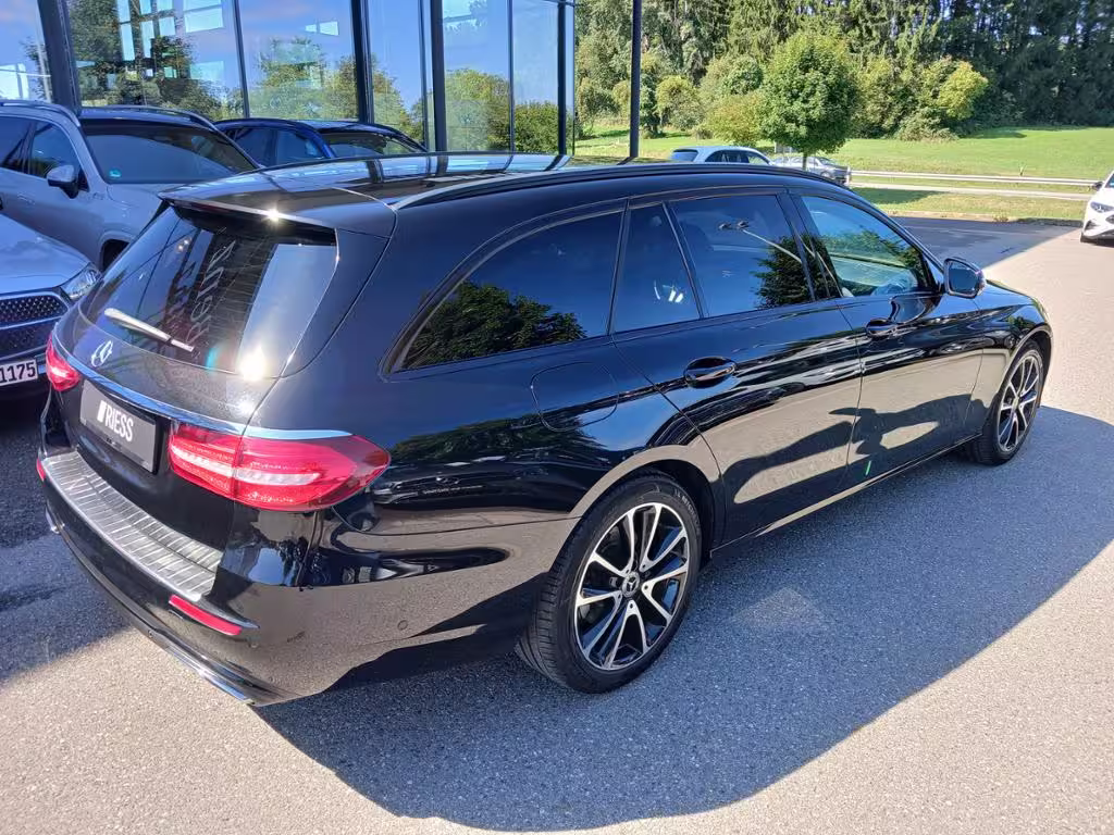 Mercedes-Benz E 220 d T 4M Avantg.+Night+SHD+Kamera+Navi+LED E 220 - Bild 18