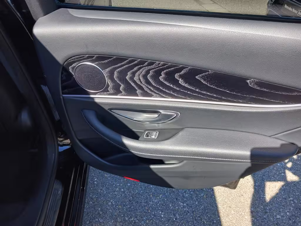 Mercedes-Benz E 220 d T 4M Avantg.+Night+SHD+Kamera+Navi+LED E 220 - Bild 20