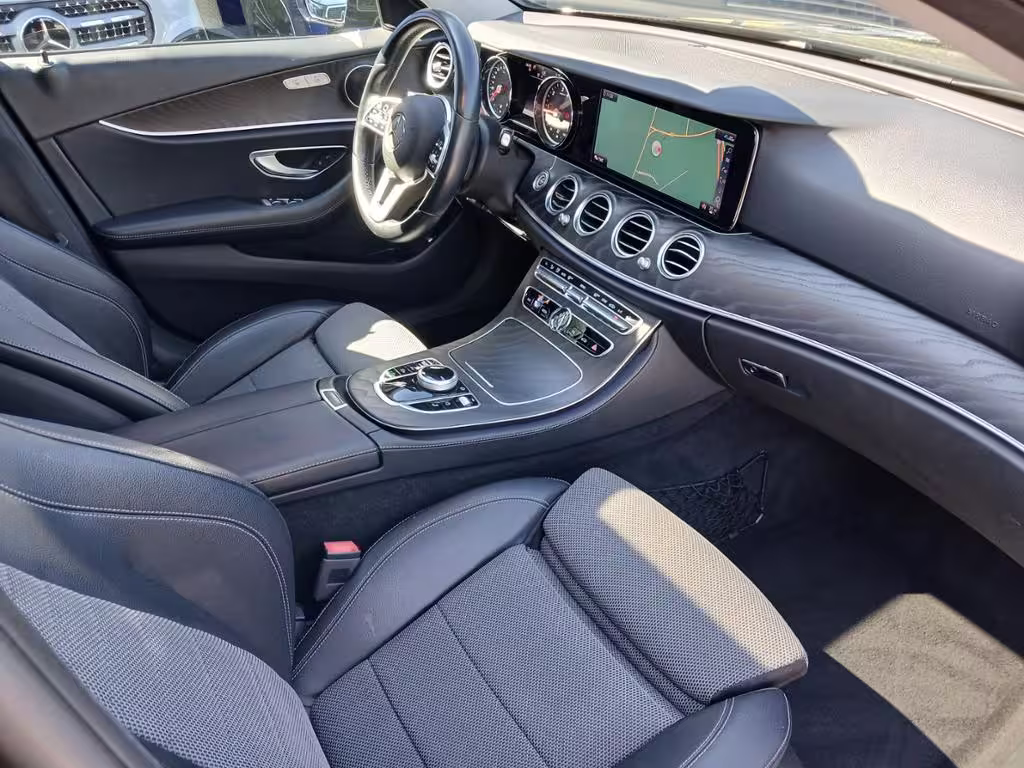 Mercedes-Benz E 220 d T 4M Avantg.+Night+SHD+Kamera+Navi+LED E 220 - Bild 22