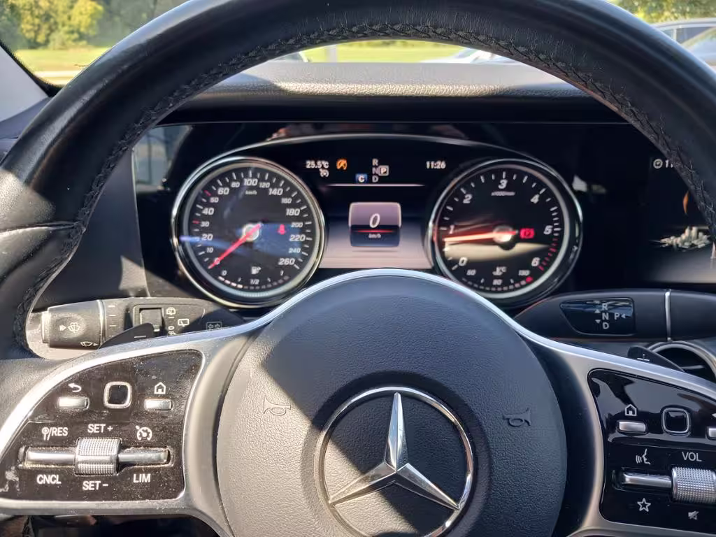 Mercedes-Benz E 220 d T 4M Avantg.+Night+SHD+Kamera+Navi+LED E 220 - Bild 7