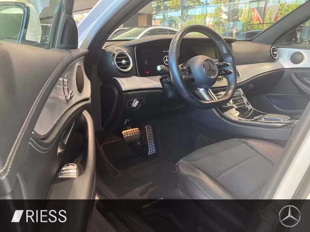 Mercedes-Benz E 400 d 4MATIC T-Modell ACC AHK AUT Kam. KlimaA E 400 - Bild 6