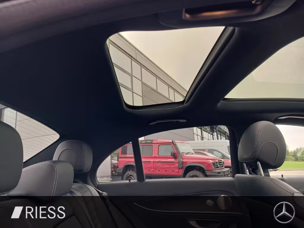 Mercedes-Benz E 300 e 4M AMG+Night+FahrassP+Pano+Multib+AHK+SH E 300 - Bild 22