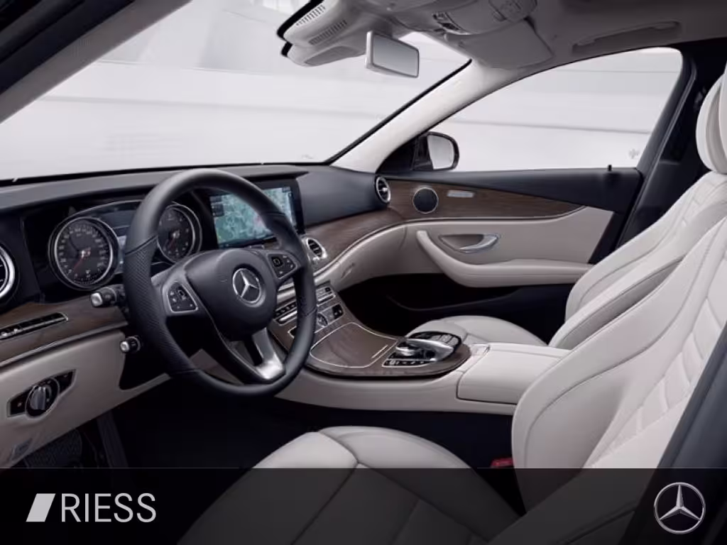 Mercedes-Benz E 220 d T PANO+AHK+Distronic+Comand+LED+Rückfahr E 220 - Bild 11