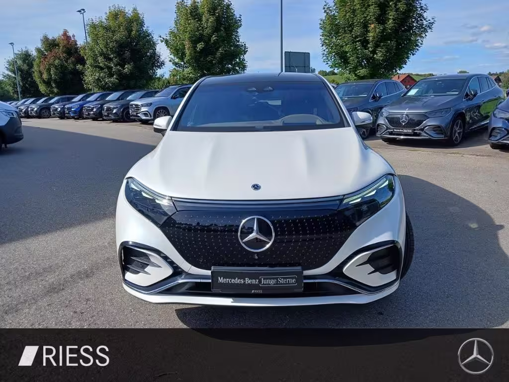 Mercedes-Benz EQS 580 4MSUV AMG+AHK+Pano+HUD+Fahrass.P+ EQS SUV - Bild 3