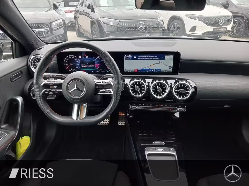 Mercedes-Benz A 180 AMG Prem. Night Multib.Navi LED PDC Kamera A 180 - Bild 11