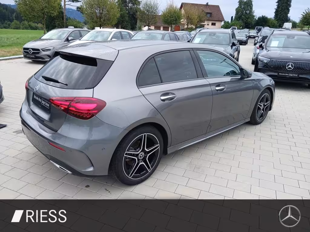 Mercedes-Benz A 180 AMG Prem. Night Multib.Navi LED PDC Kamera A 180 - Bild 17