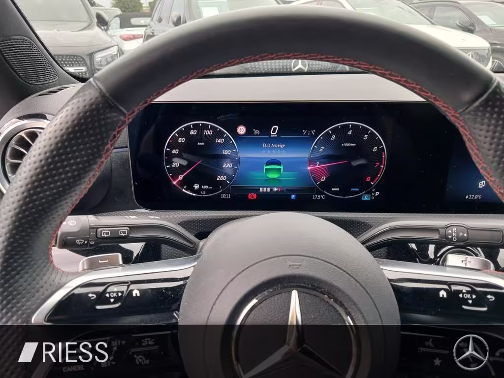 Mercedes-Benz A 180 AMG Prem. Night Multib.Navi LED PDC Kamera A 180 - Bild 8