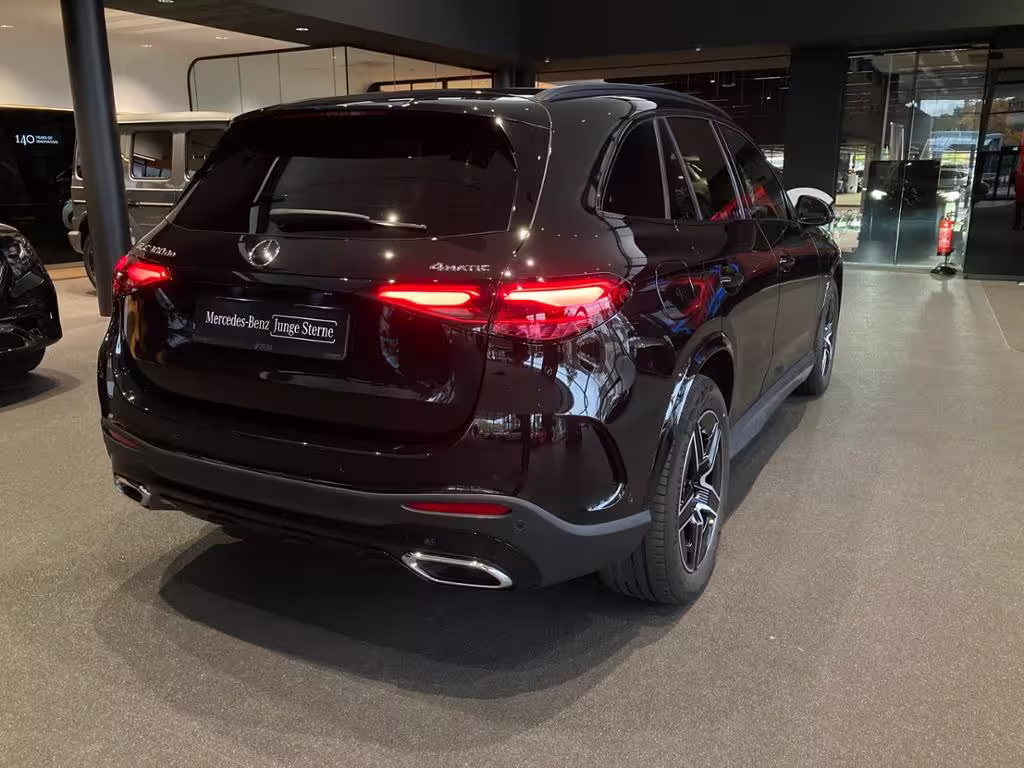 Mercedes-Benz GLC 300 de 4M AMG AHK PANO 360 DISTRO MEMO AMBI GLC 300 - Bild 14