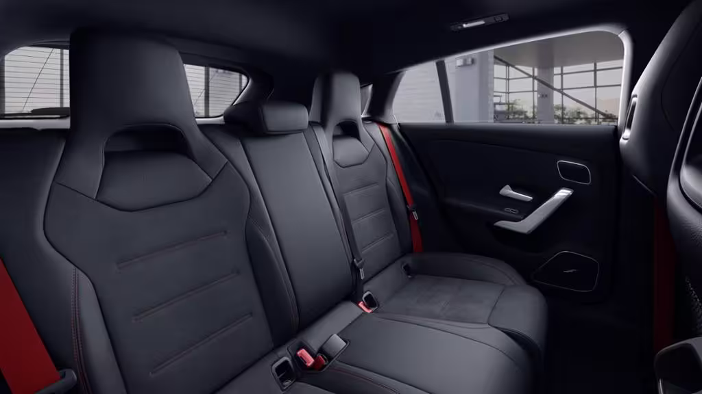 Mercedes-Benz CLA 35 AMG 4MATIC Shooting Brake AUT LM SoundSys CLA 35 AMG Shooting Brake - Bild 12