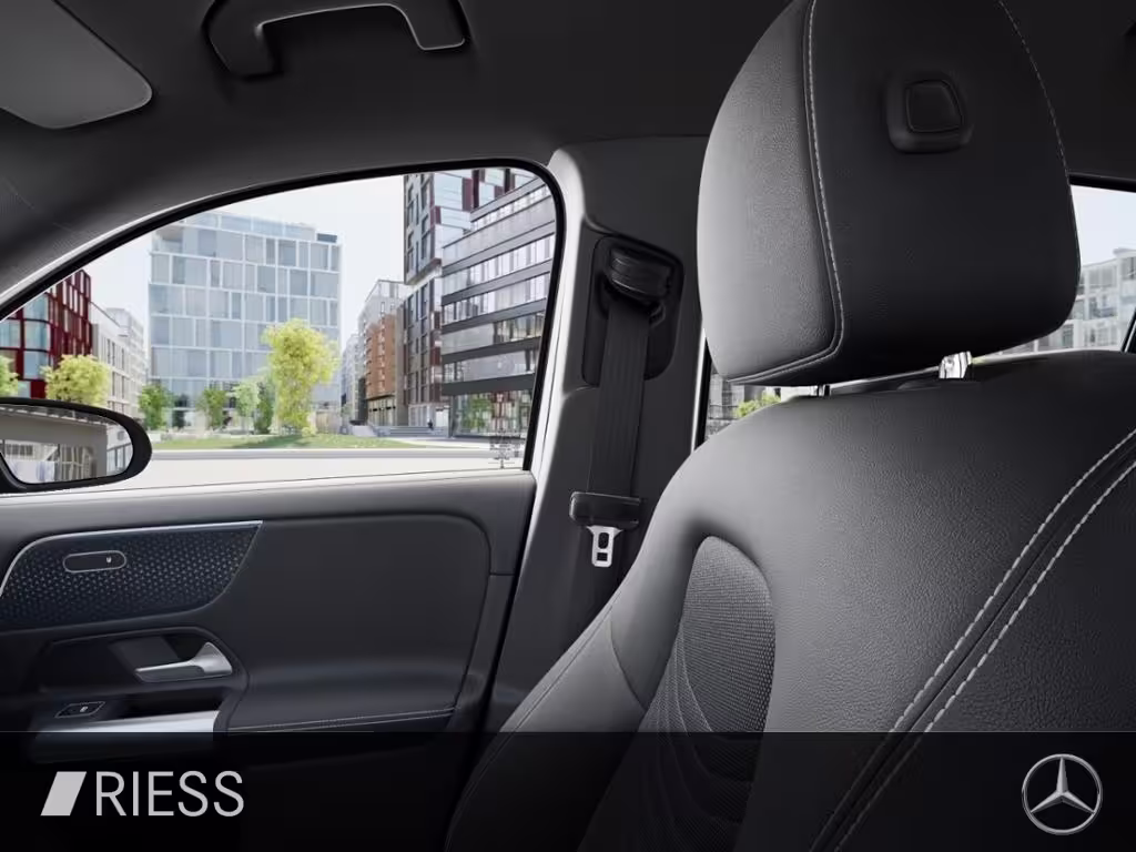 Mercedes-Benz EQA 300 4MATIC ACC AHK AUT Kam. KeyLess KlimaA EQA - Bild 18