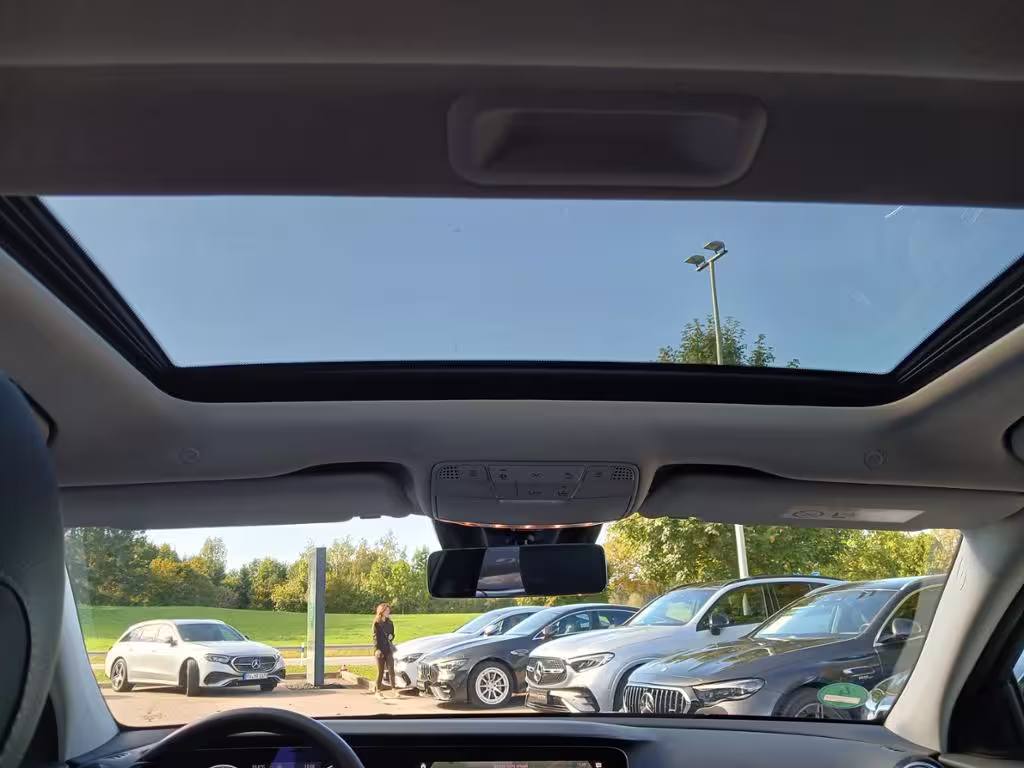 Mercedes-Benz E 200 T 4M AMG+AHK+Kamera+SHD+PTS+Burmester+SH E 200 - Bild 13