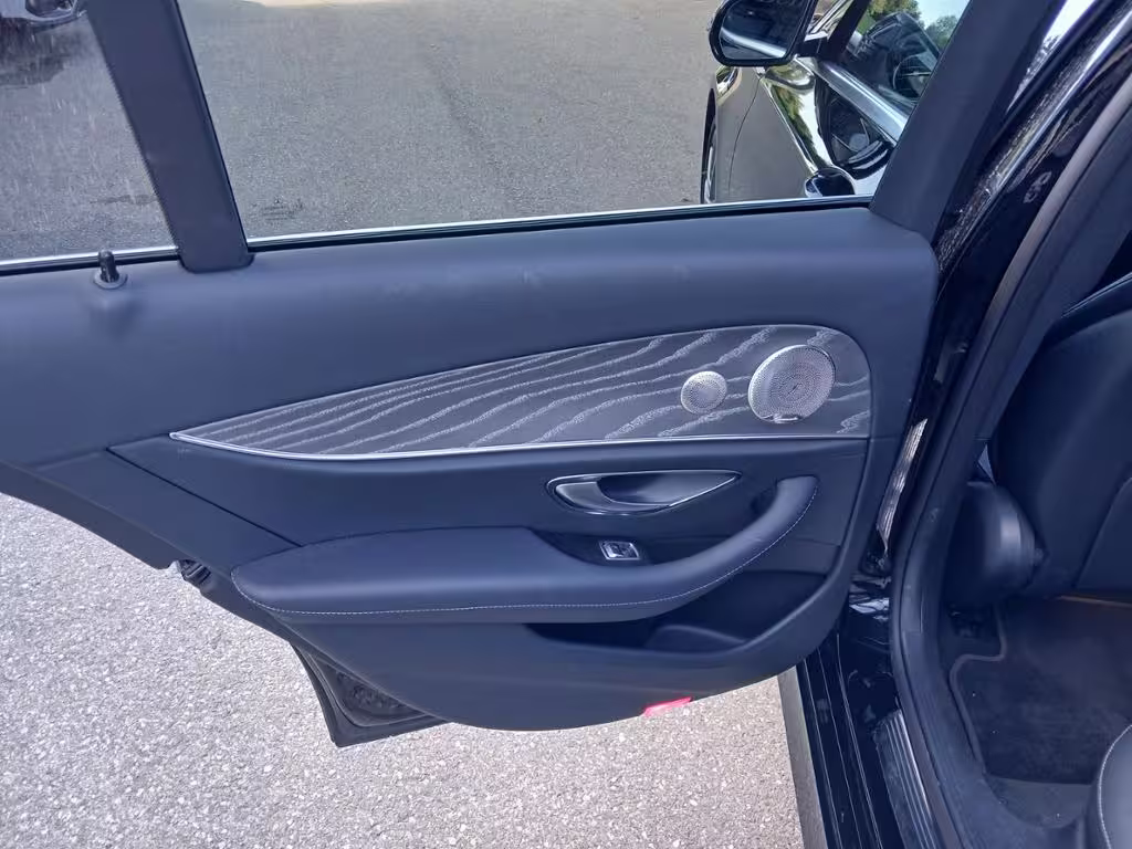 Mercedes-Benz E 200 T 4M AMG+AHK+Kamera+SHD+PTS+Burmester+SH E 200 - Bild 14