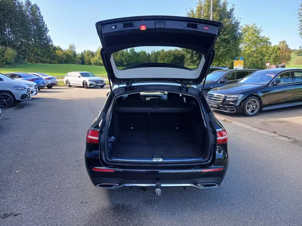 Mercedes-Benz E 200 T 4M AMG+AHK+Kamera+SHD+PTS+Burmester+SH E 200 - Bild 18