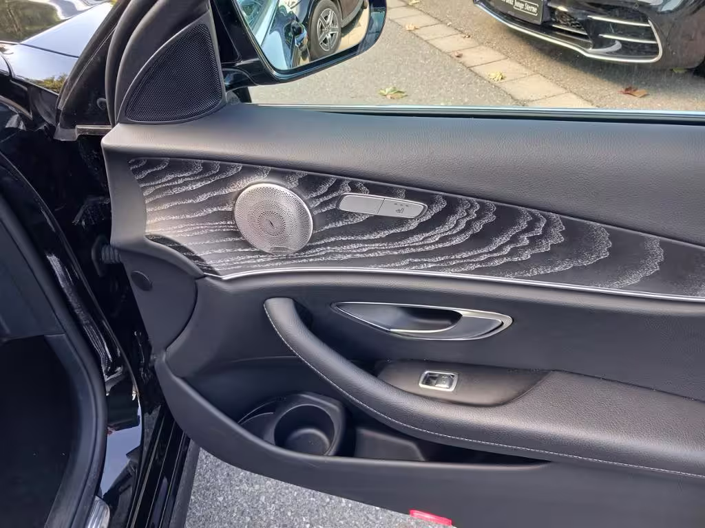 Mercedes-Benz E 200 T 4M AMG+AHK+Kamera+SHD+PTS+Burmester+SH E 200 - Bild 22