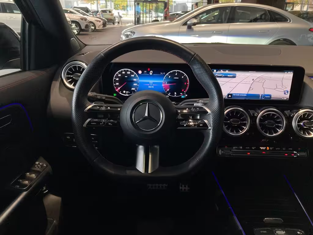 Mercedes-Benz GLA 220 d 4MATIC ACC AHK AUT Fernlichtass. Kam. GLA 220 - Bild 11