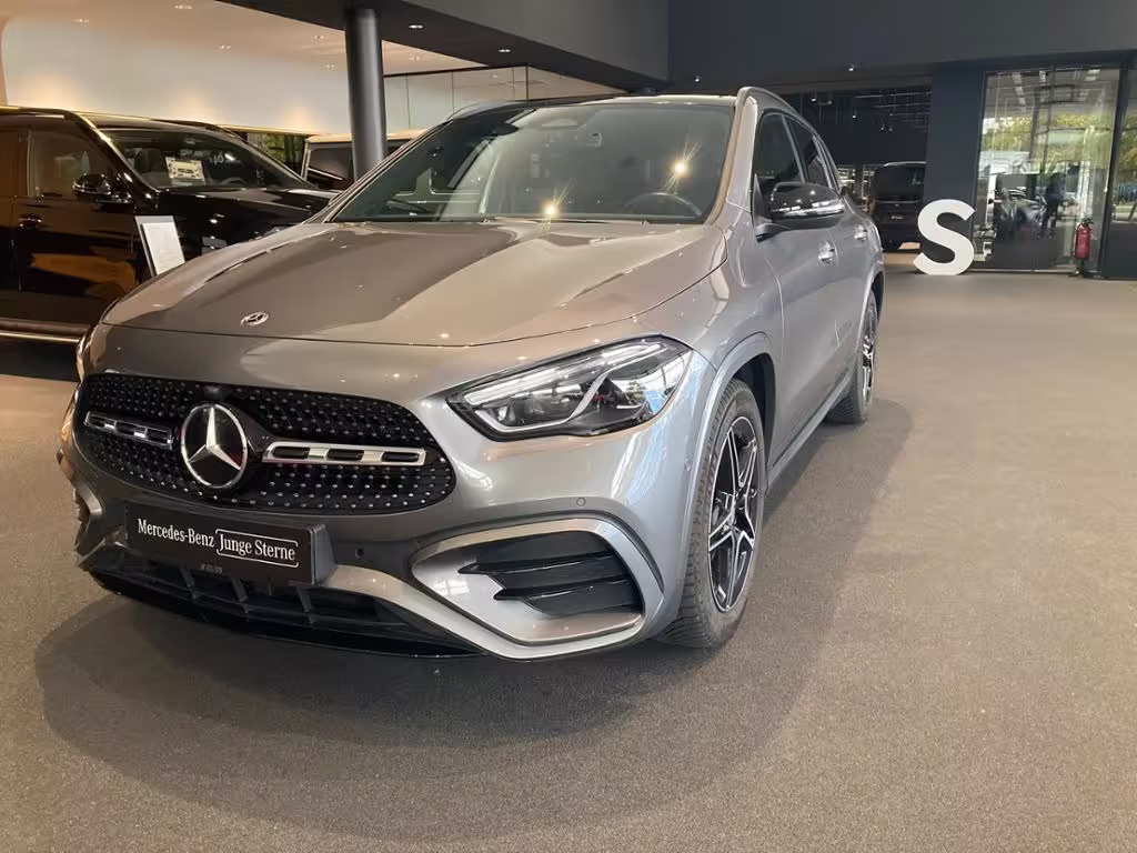 Mercedes-Benz GLA 220 d 4MATIC ACC AHK AUT Fernlichtass. Kam. GLA 220 - Bild 2
