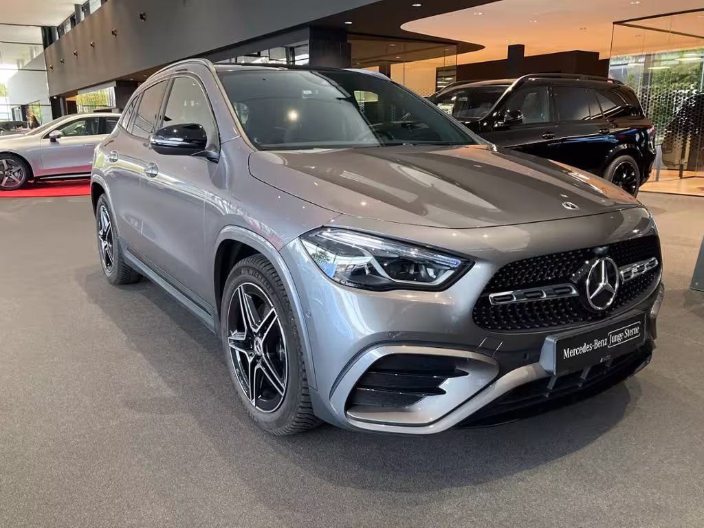 Mercedes-Benz GLA 220 d 4MATIC ACC AHK AUT Fernlichtass. Kam. GLA 220 - Bild 5