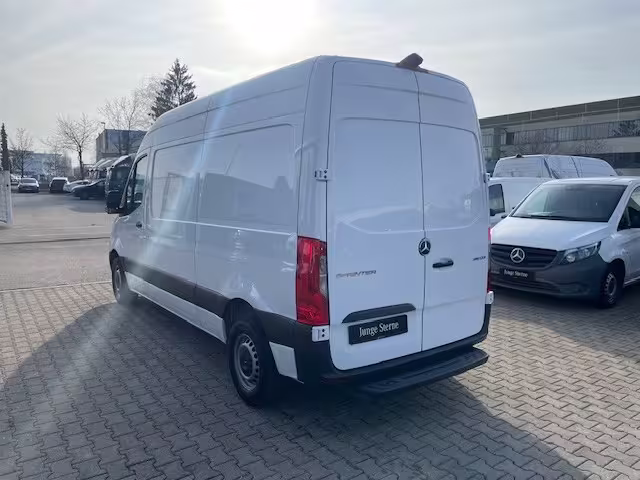 Mercedes-Benz Sprinter 315 CDI KA/KLIMA/DAB/KAMERA/TEMPOMAT/3-SITZER/MBUX - Bild 3