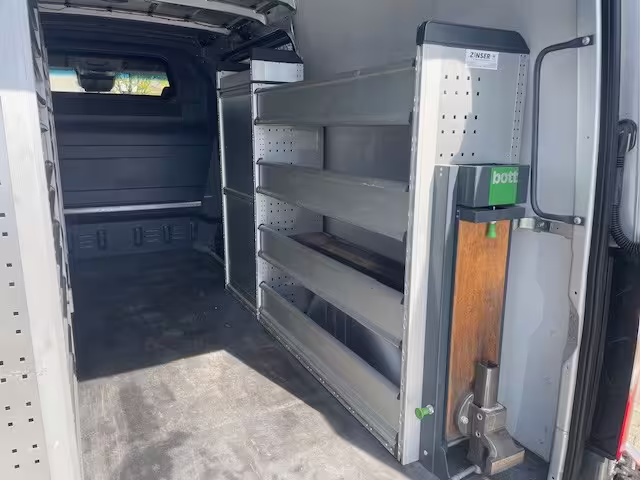 Mercedes-Benz Sprinter 315 CDI KA/L2H1/REGALAUSBAU/MBUX/AHK3,5T/KLIMA/TEMPOMAT Sprinter - Bild 9